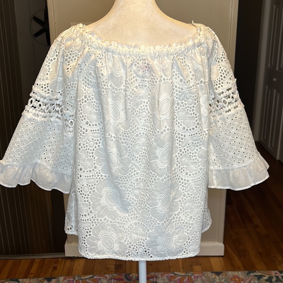 Lilly Pulitzer Laurenne Off-The-Shoulder Top Resort White Bouquet Size Small - Picture 7 of 10